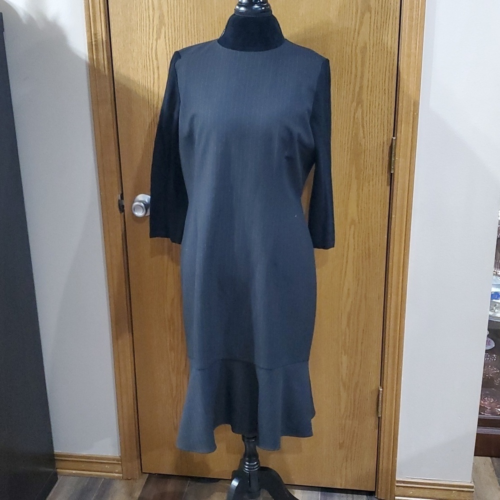 Elie Tahari nwt pinstriped storm dress black white merino wool knit sleeves